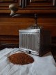 画像2: フランスアンティーク　19世紀のブリキのコーヒーミル　ジャピー (2)