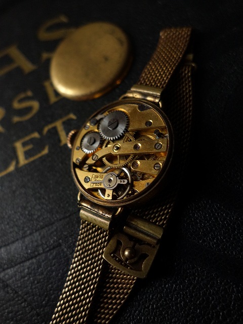 フランスアンティーク金メッキの機械式女性用腕時計20世紀